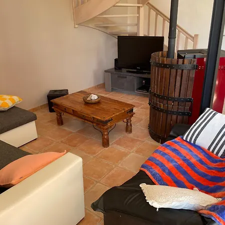 De Charme Avec Terrasse Et Activites Familiales A Payre, Pres De Fontenay-le-comte Payre-sur-Vendee