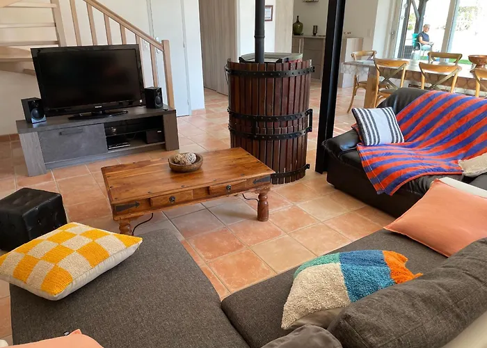 Nyaraló De Charme Avec Terrasse Et Activites Familiales A Payre, Pres De Fontenay-le-comte - Fr-1-426-170